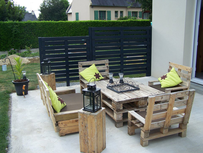 DIY Pation Furniture from Old Pallets
